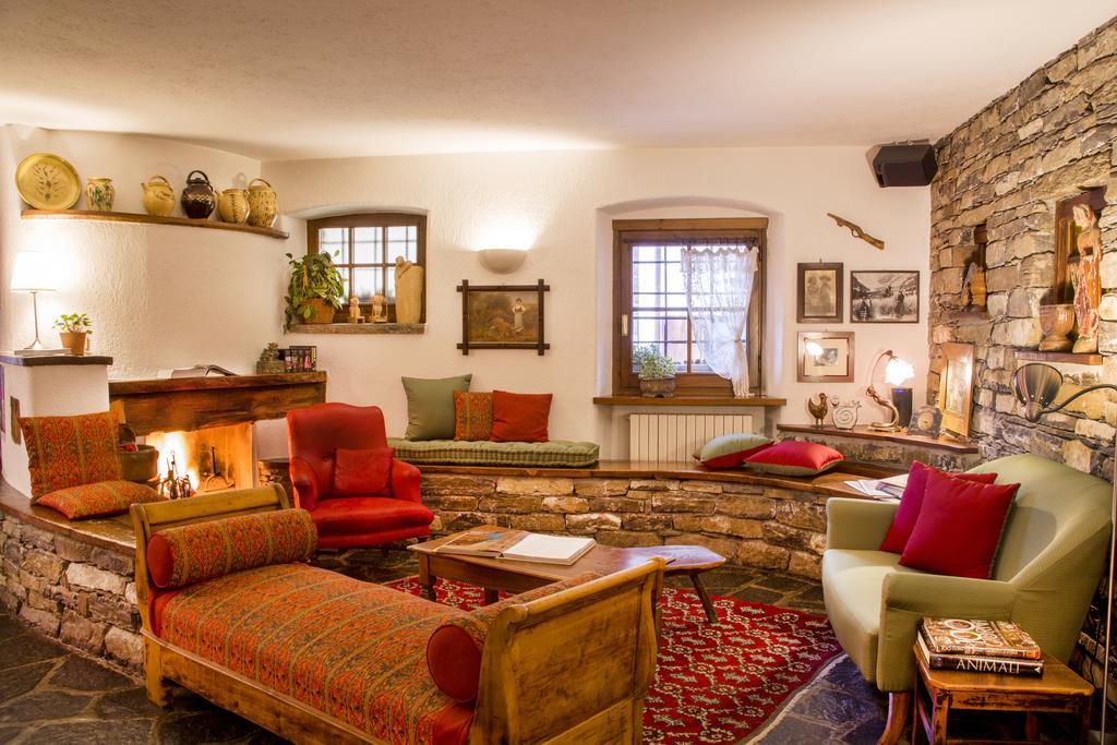 Hotel La Grange Courmayeur Buitenkant foto